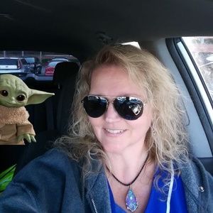 Meet your Posher, Jeri